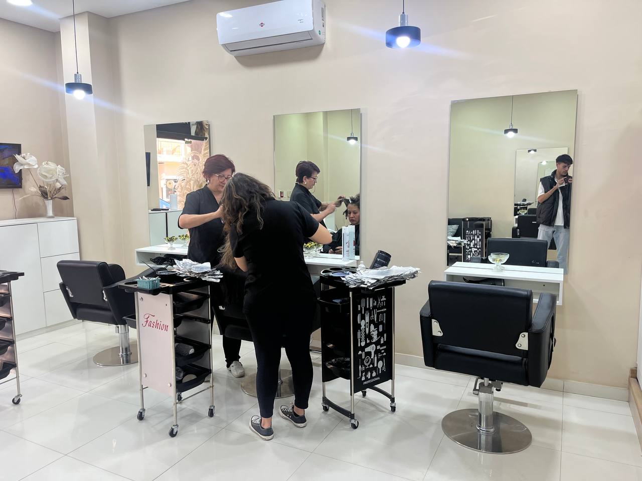perla Hairsalon 2