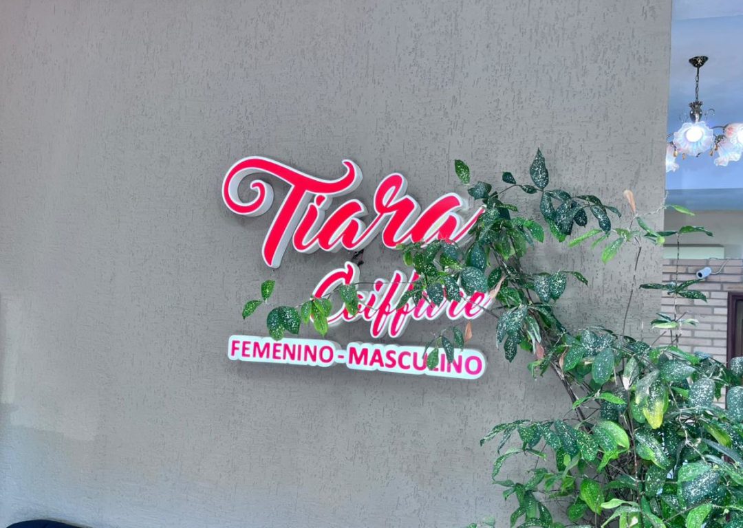 Tiara-Coiffure_1
