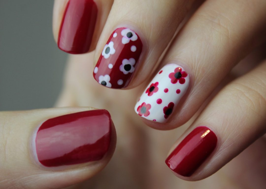 nail art, manicure, nails, nail polish, cuticles, red manicure, red nail art, floral nail art, flower wallpaper, floral nails, flowers, fingernails, color, nature, polish, woman, hand, nail spa, style, flower background, glamour, female, natural nails, beautiful flowers, elegant nails